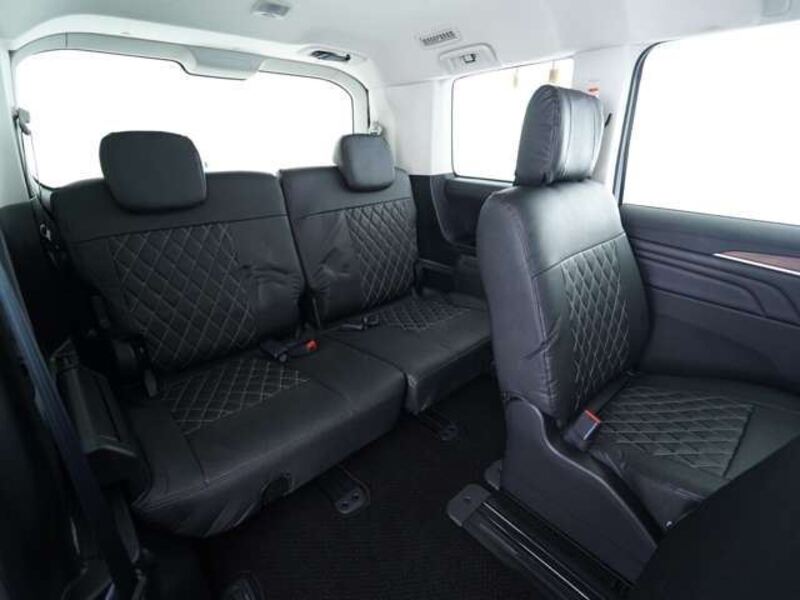 DELICA D5