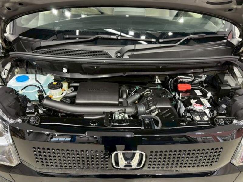 N BOX