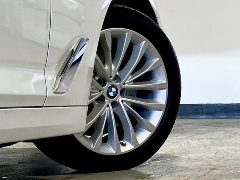5 SERIES