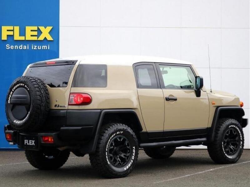 FJ CRUISER
