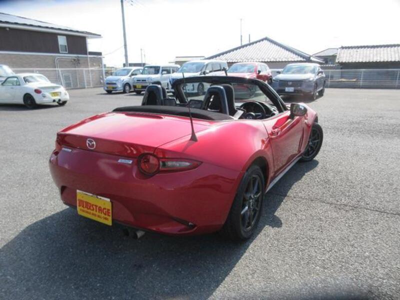 ROADSTER