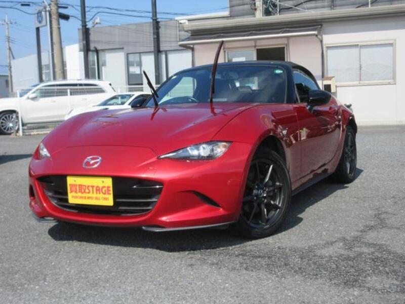 ROADSTER-0