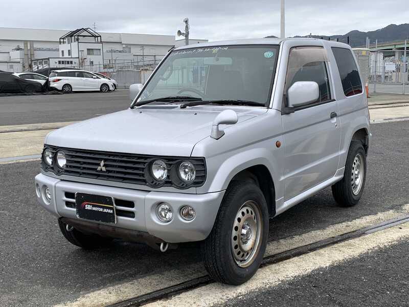 MITSUBISHI PAJERO MINI
