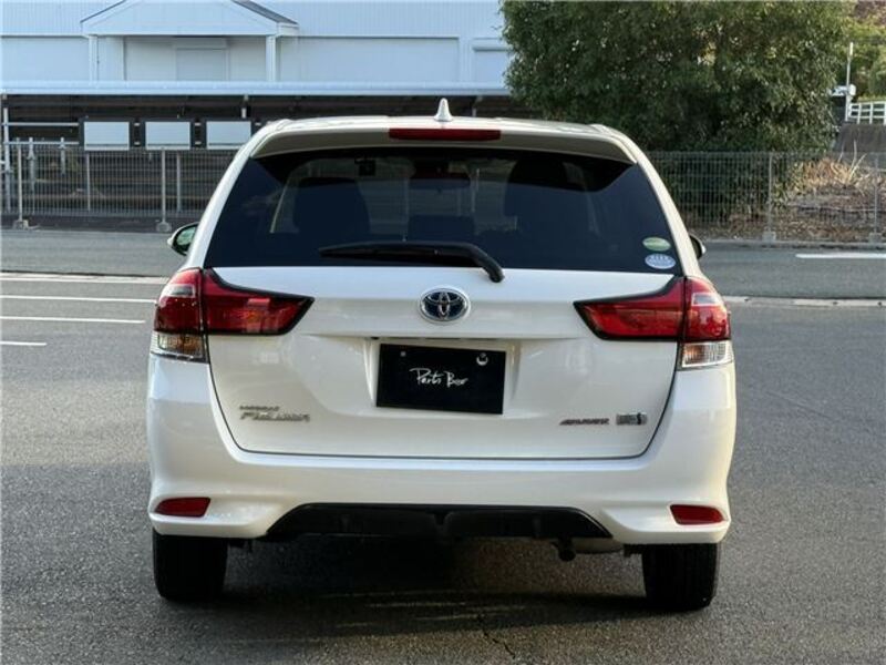 COROLLA FIELDER