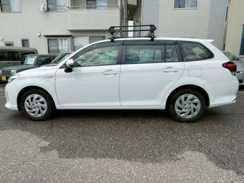 COROLLA FIELDER