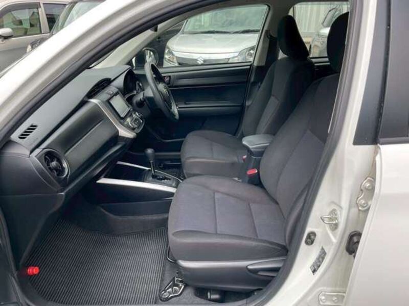 COROLLA FIELDER