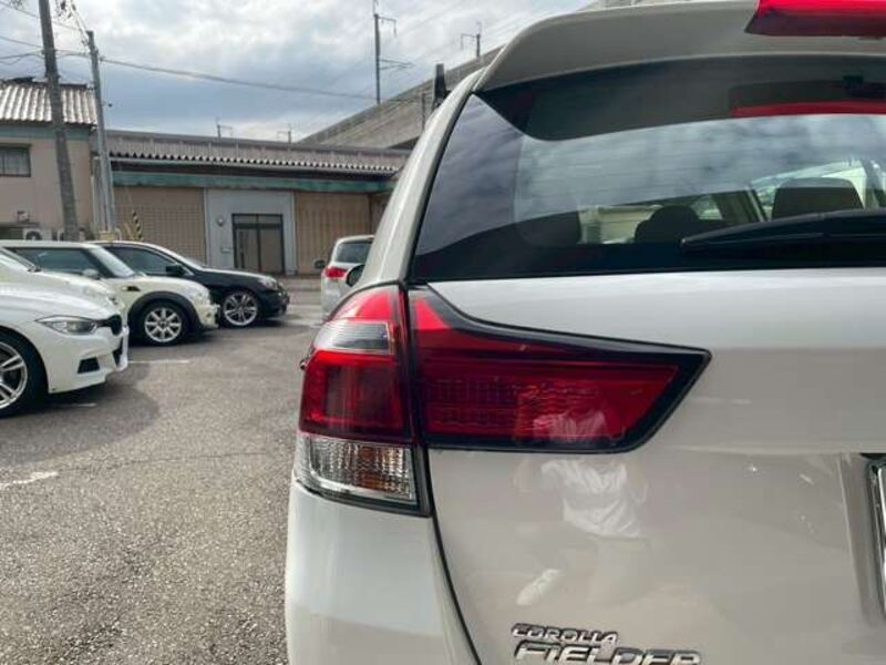 COROLLA FIELDER