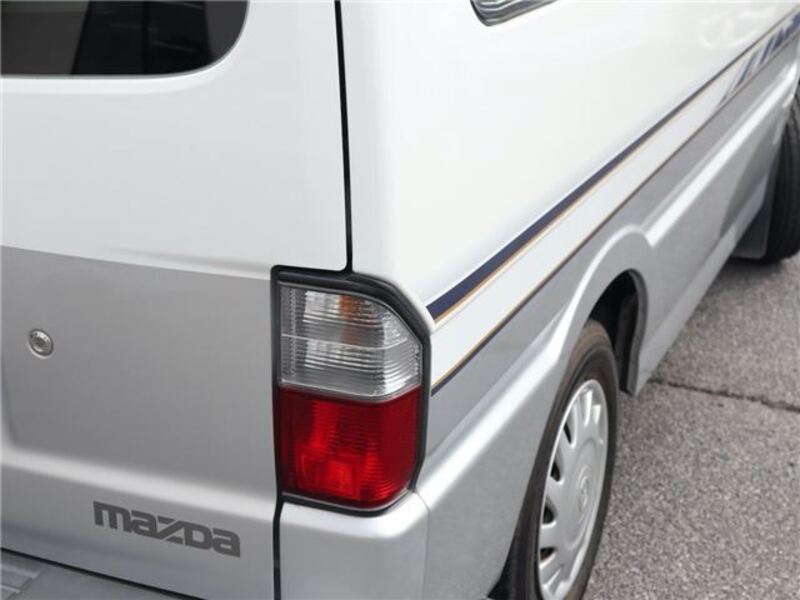 BONGO VAN