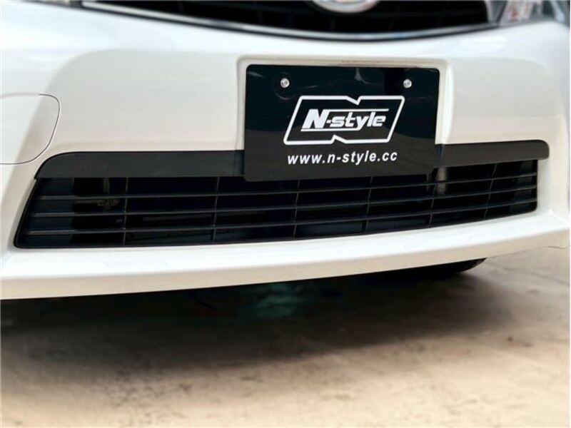 COROLLA AXIO