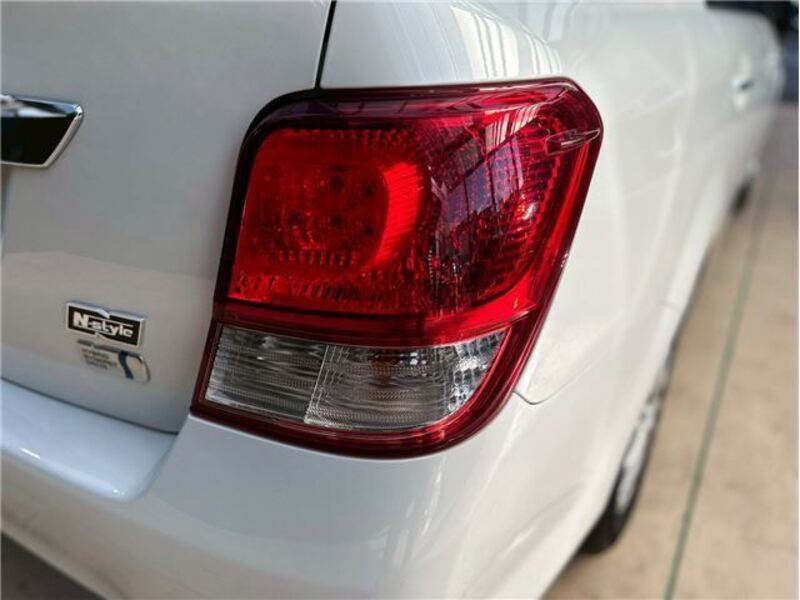 COROLLA AXIO