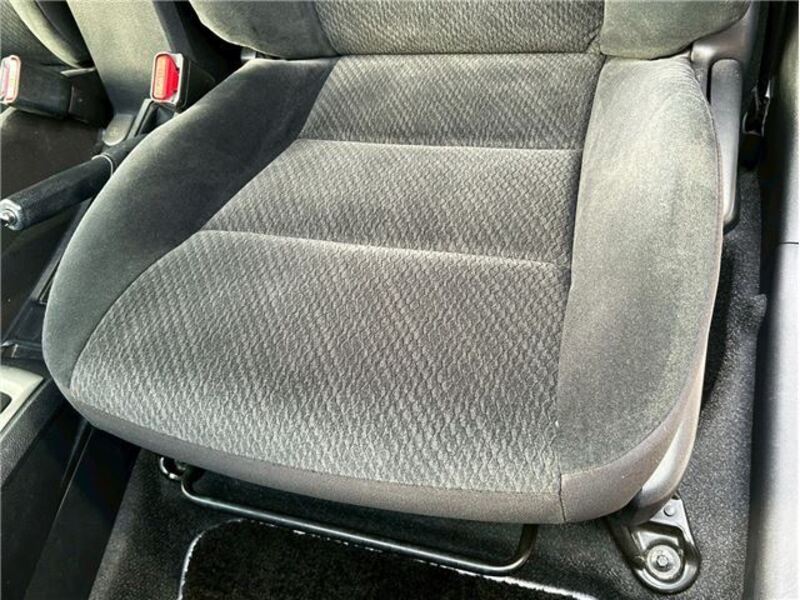 COROLLA AXIO