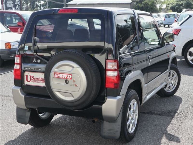 PAJERO MINI