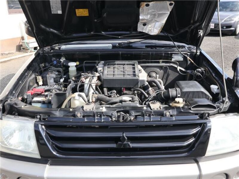 PAJERO MINI