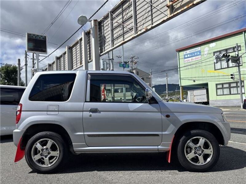 PAJERO MINI