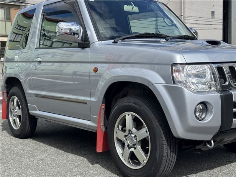 PAJERO MINI