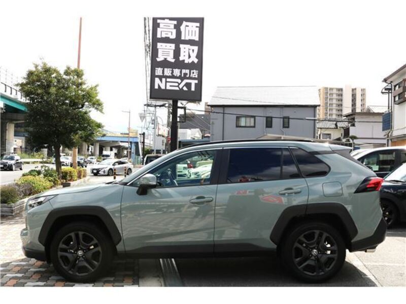 RAV4