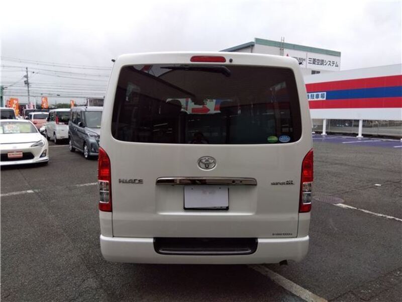 HIACE VAN
