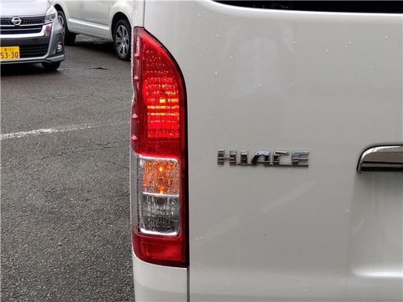 HIACE VAN