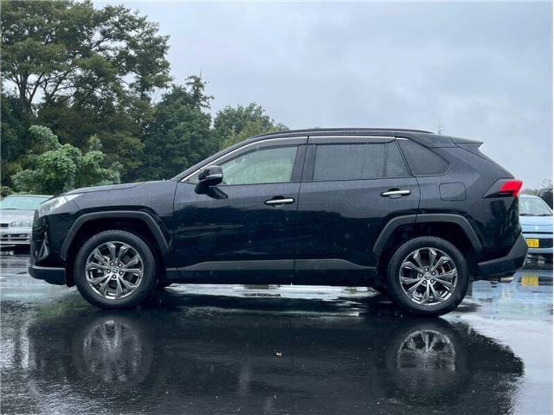 RAV4