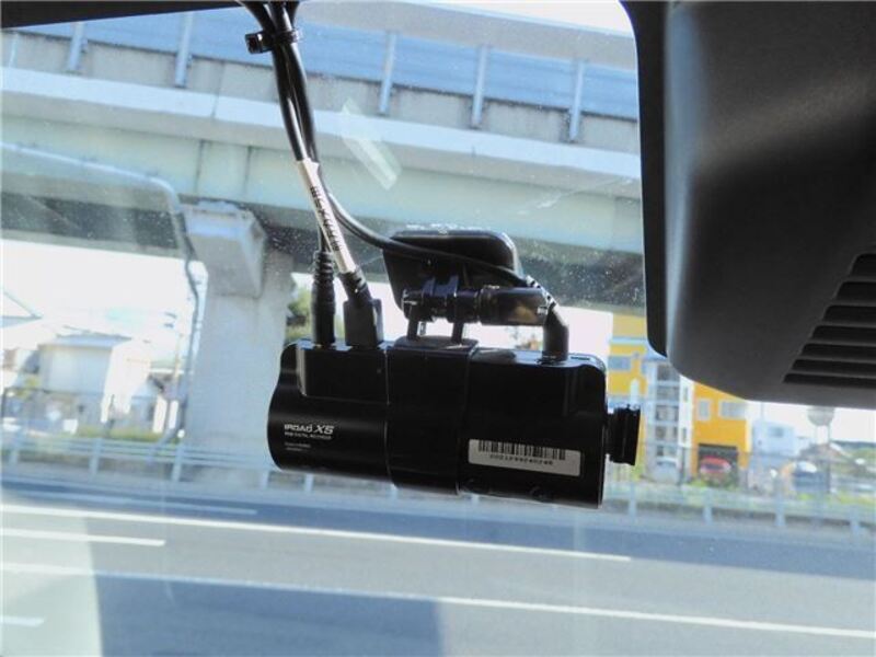 CARAVAN VAN