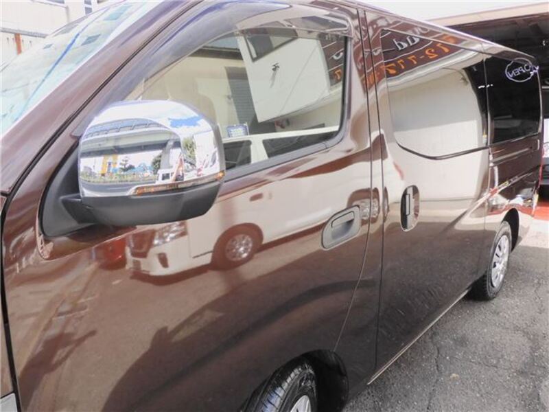 CARAVAN VAN