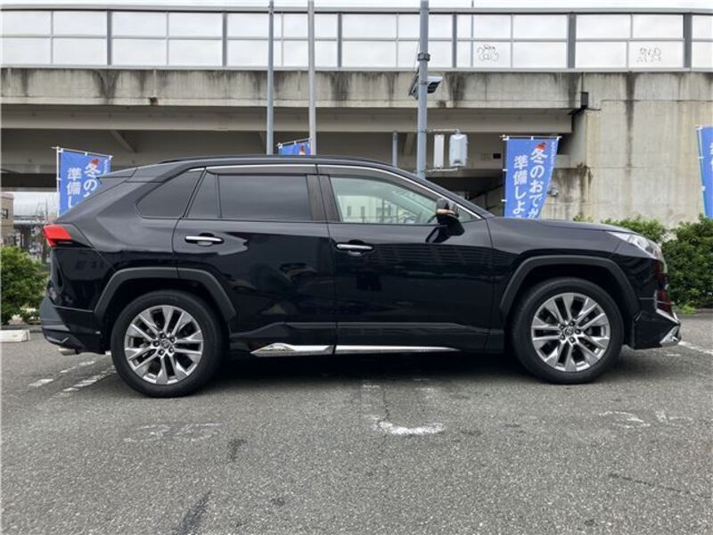 RAV4