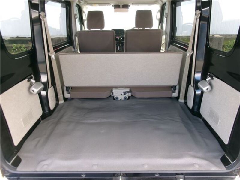 CLIPPER VAN