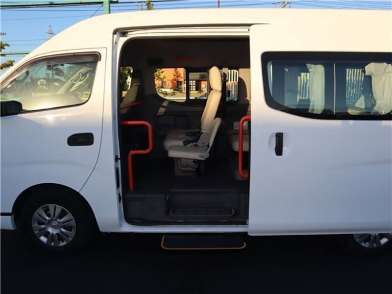 NV350 CARAVAN