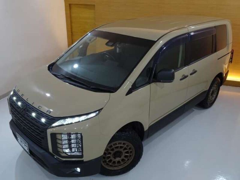 DELICA D5