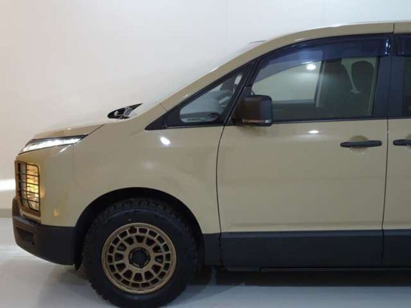 DELICA D5