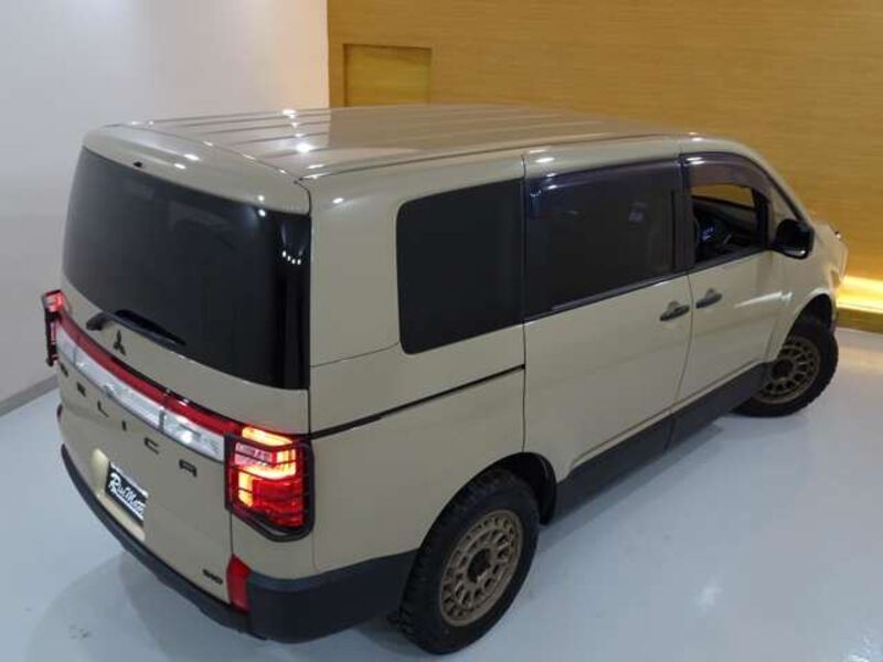 DELICA D5