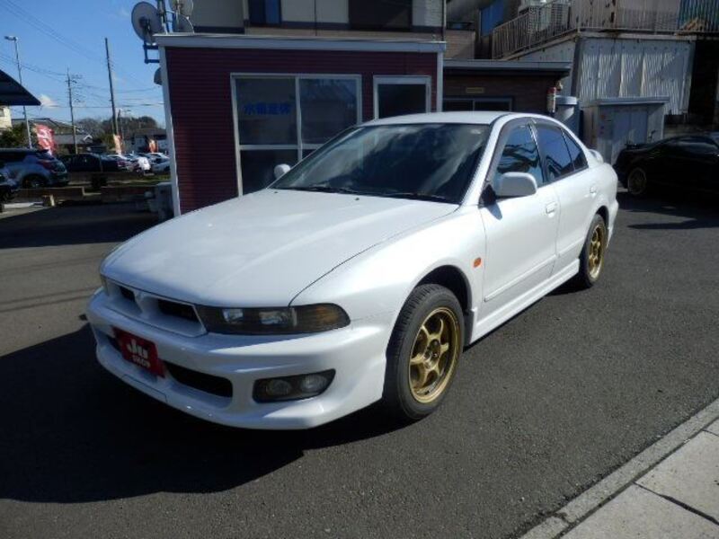 MITSUBISHI GALANT