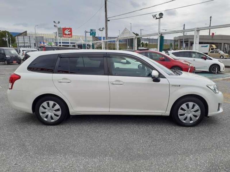 COROLLA FIELDER