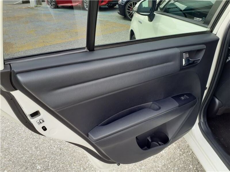 COROLLA FIELDER