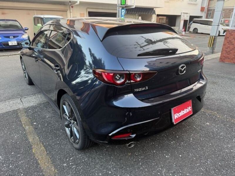 MAZDA3