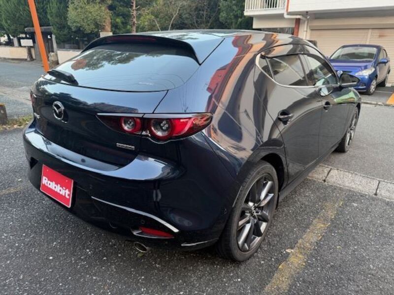 MAZDA3