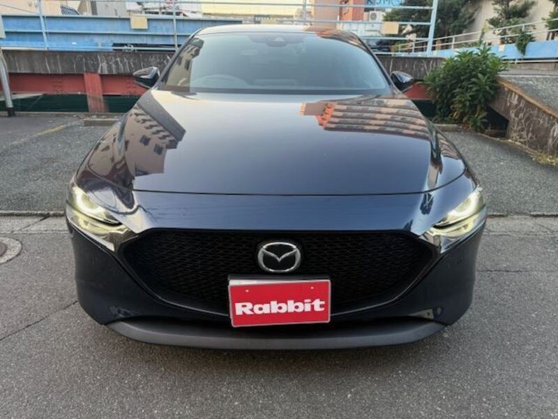 MAZDA3