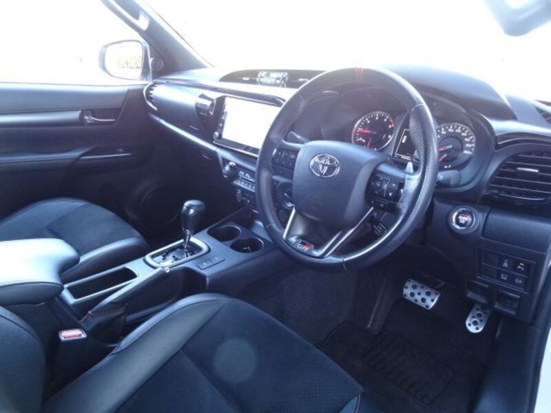 HILUX
