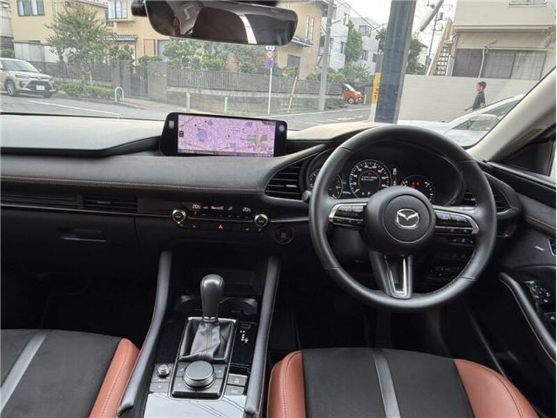 MAZDA3
