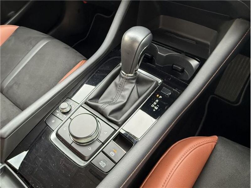 MAZDA3
