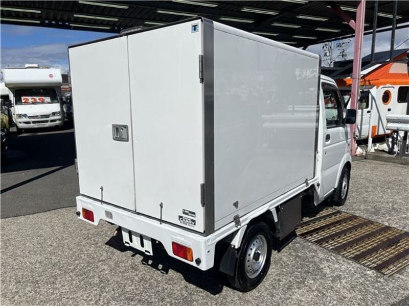 CARRY TRUCK