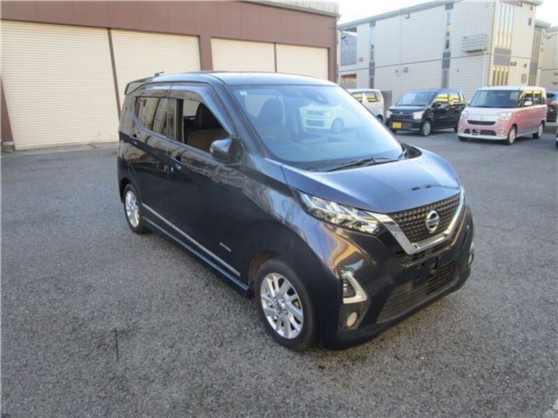 NISSAN DAYZ