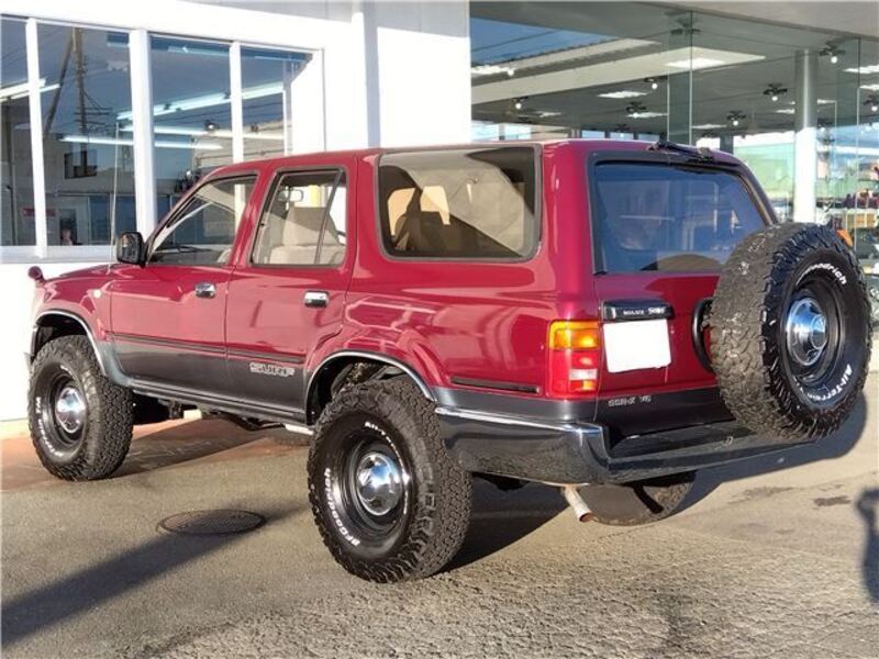 HILUX SURF