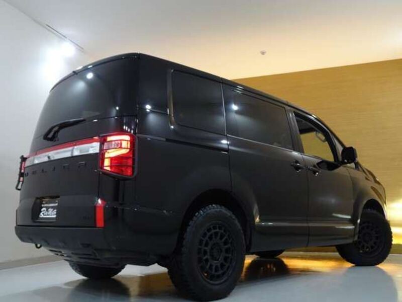 DELICA D5
