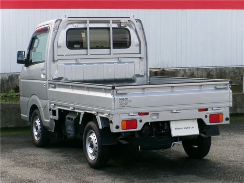 CLIPPER TRUCK