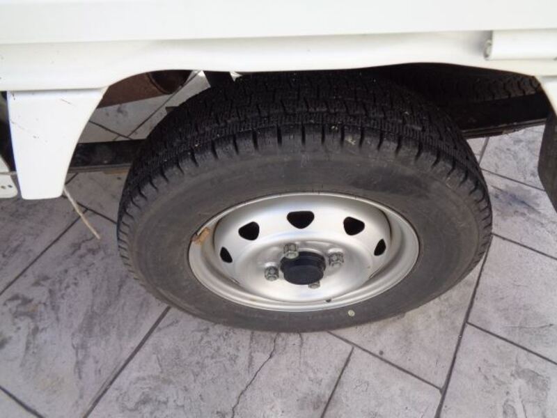 CLIPPER TRUCK