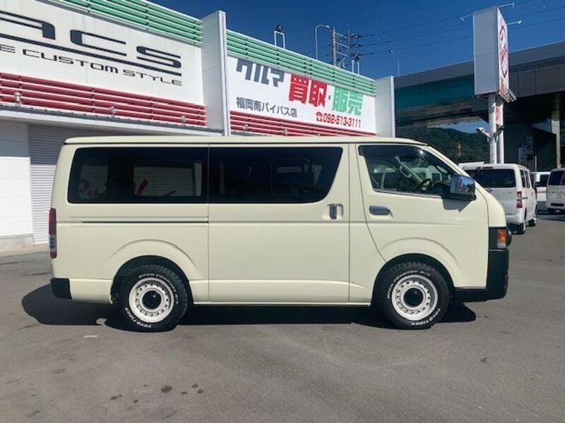 HIACE VAN
