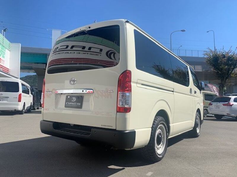 HIACE VAN