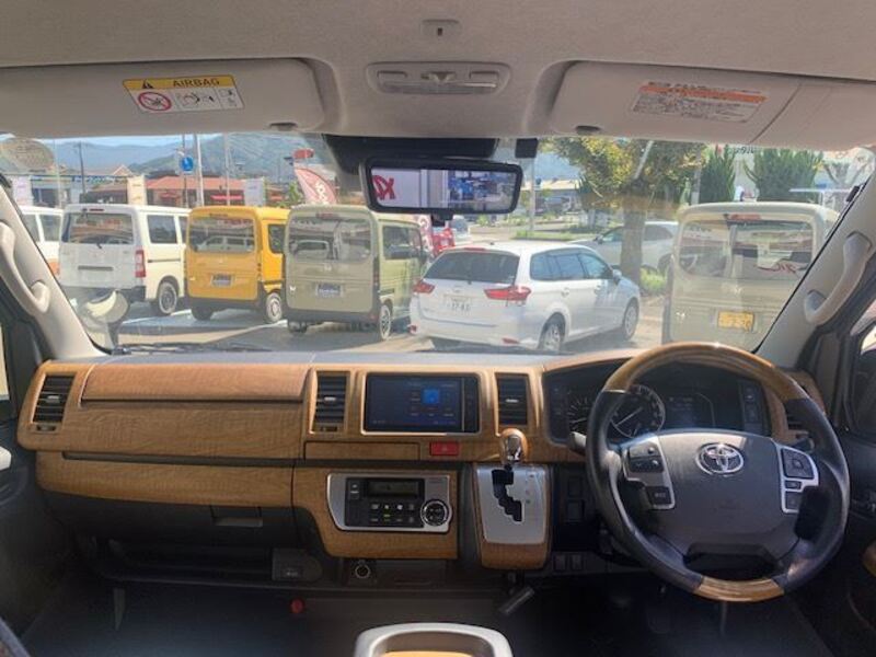 HIACE VAN
