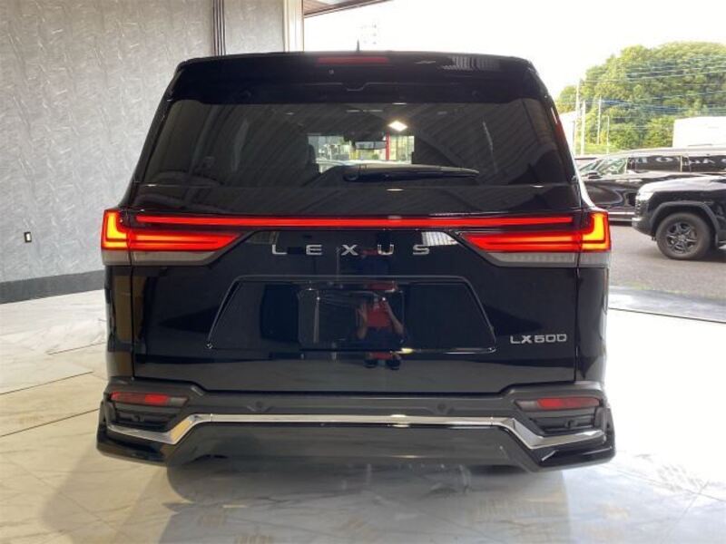 LX